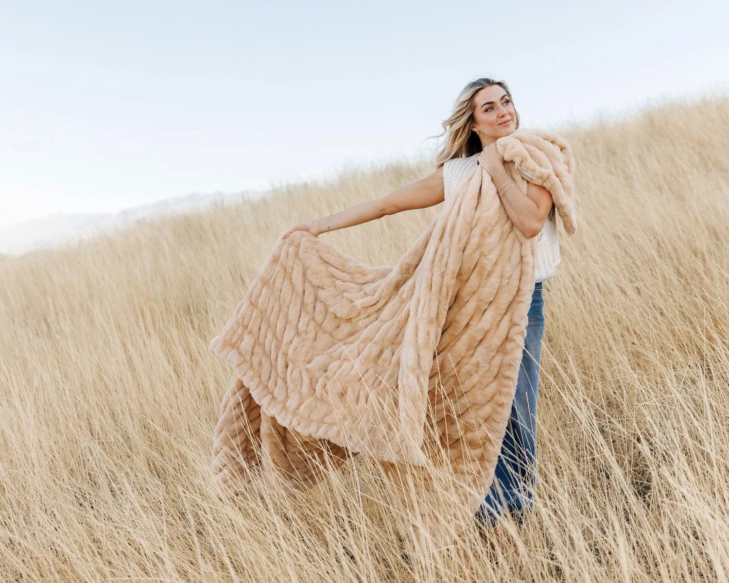 Hugs Toasted Marshmallow Blanket