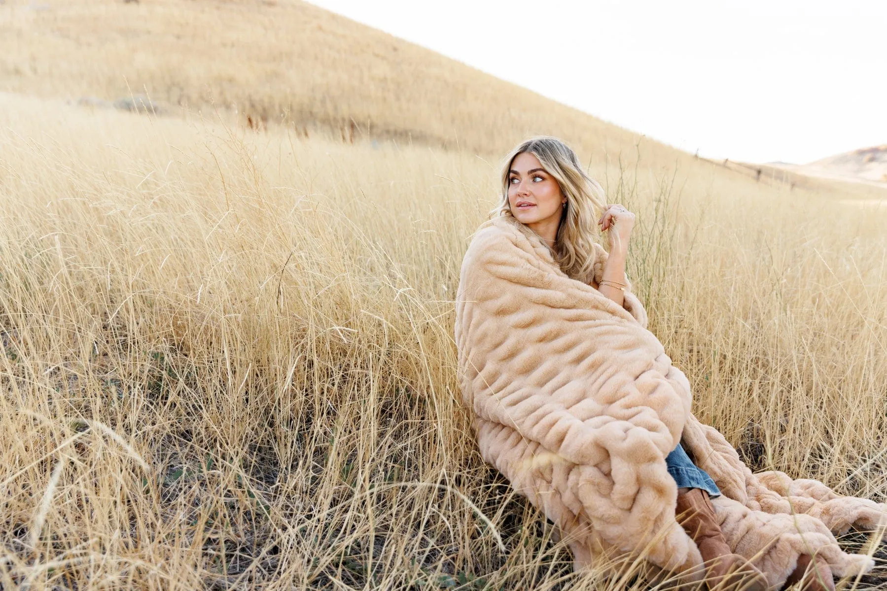 Hugs Toasted Marshmallow Blanket